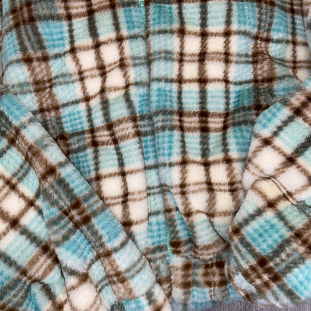 Sweater - Picture 2 of 3